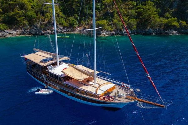 26 m Gulet · 8 Kabin · Fethiye