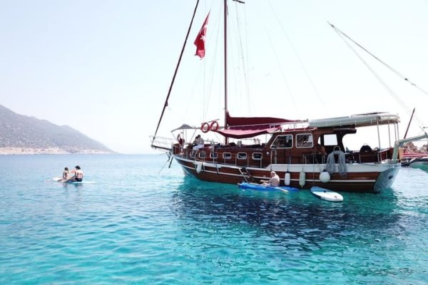 16 m Gulet · 3 Kabin · Kalkan