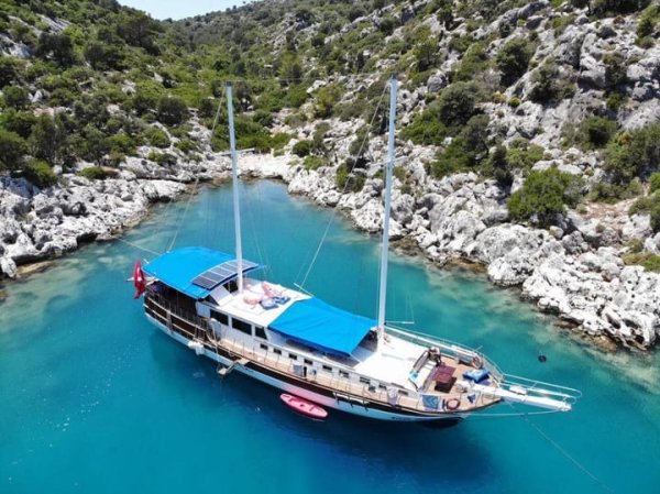 23 m Gulet · 6 Kabin · Kaş