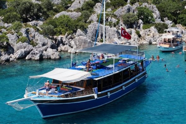 24 m Gulet · Antalya