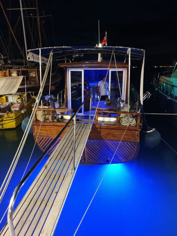 12,9 m Gulet · 1 Kabin · Ayvalık