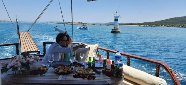 12,9 m Gulet · 1 Kabin · Ayvalık