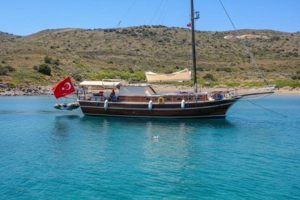 14 m Gulet · 2 Kabin · Ayvalık