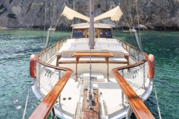 14 m Gulet · 2 Kabin · Ayvalık