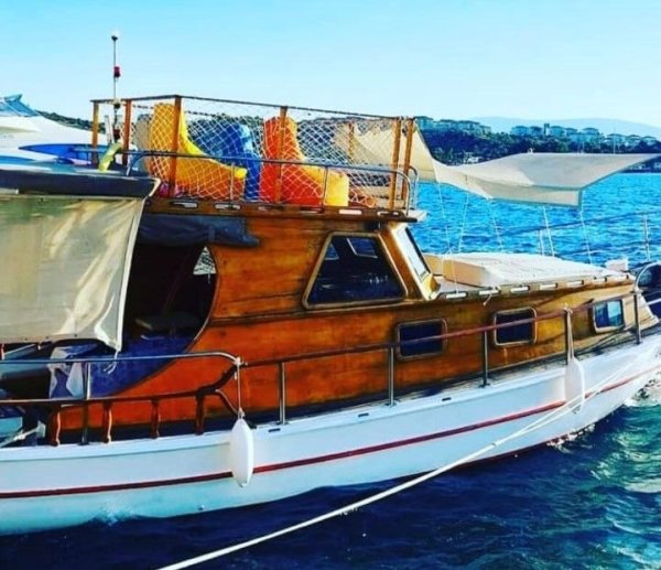 11 m Gulet · 1 Kabin · İzmir