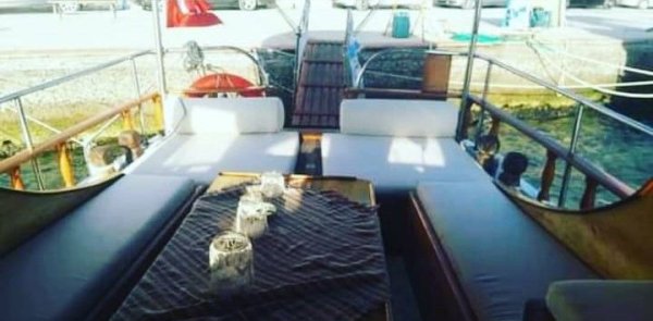 11 m Gulet · 1 Kabin · İzmir