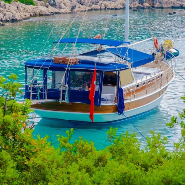 19 m Gulet · 4 Kabin · Kaş