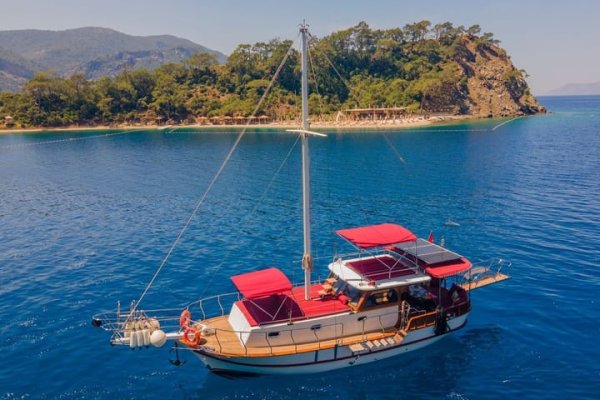11,9 m Gulet · 2 Kabin · Göcek