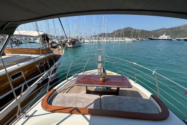 12 m Gulet · 2 Kabin · Göcek