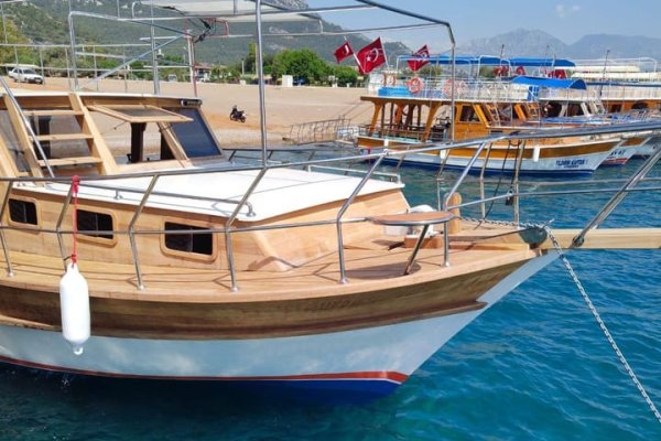 13,5 m Gulet · Adrasan