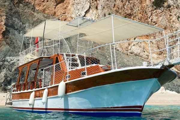 12,5 m Gulet · Adrasan