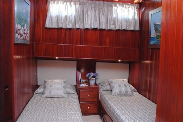 38 m Gulet · 8 Kabin · Atina