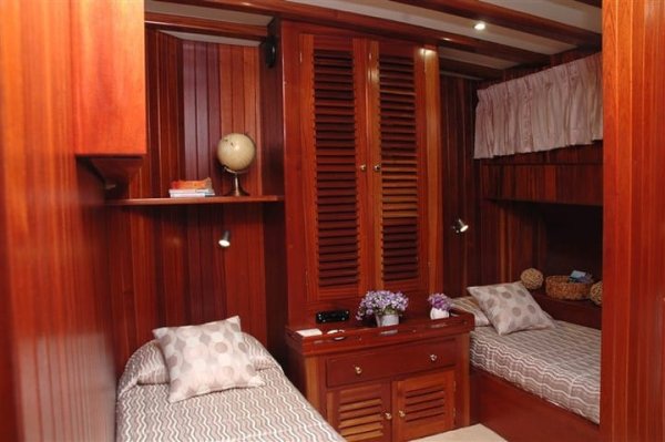 38 m Gulet · 8 Kabin · Atina