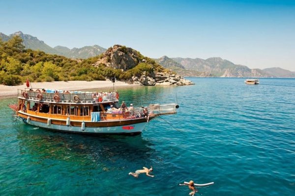 20 m Gulet · 4 Kabin · Kuşadası