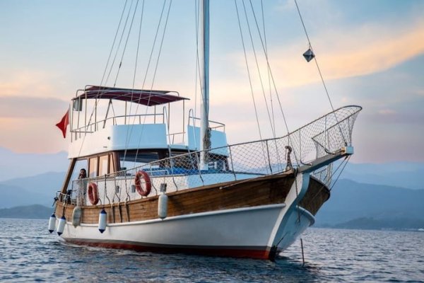 15 m Gulet · 3 Kabin · Fethiye