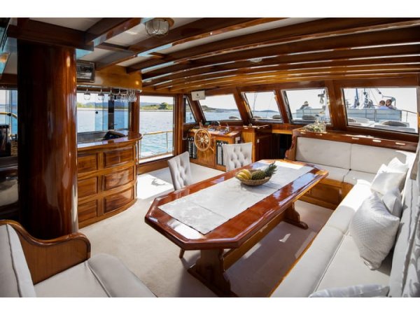 26 m Gulet · 5 Kabin · Split