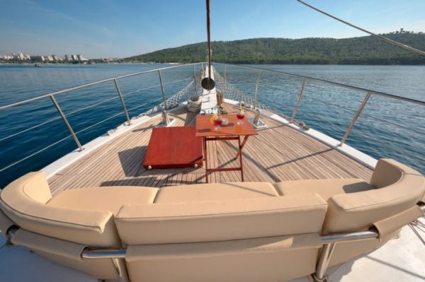 24 m Gulet · 6 Kabin · Kaštel Gomilica