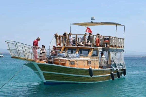 12 m Gulet · Çeşme