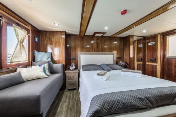 26 m Gulet · 5 Kabin · Split