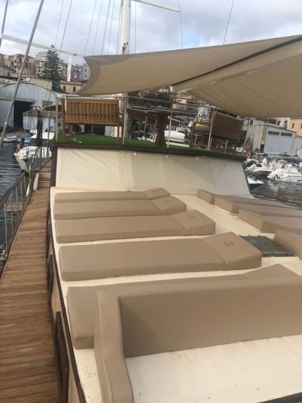 24 m Gulet · 5 Kabin · Naples