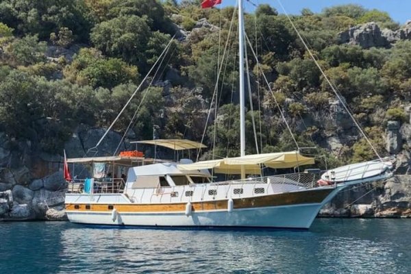 17 m Gulet · 4 Kabin · Kekova