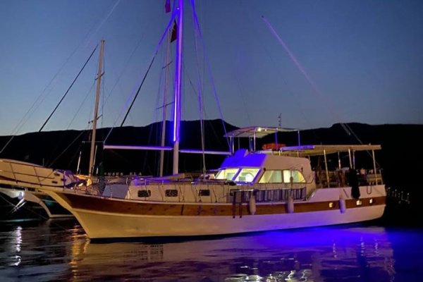 17 m Gulet · 4 Kabin · Kekova