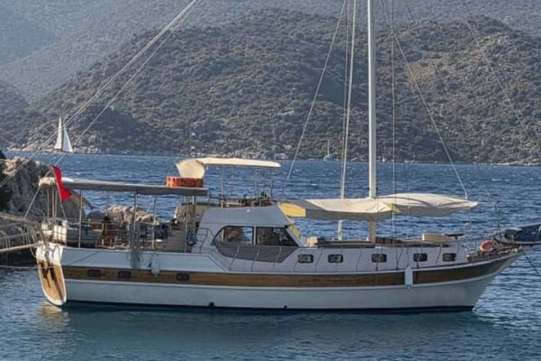 17 m Gulet · 4 Kabin · Kekova