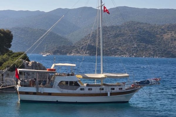 17 m Gulet · 4 Kabin · Kekova