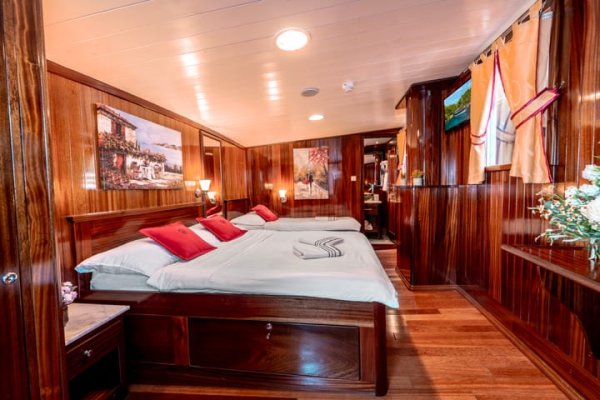 41 m Gulet · 11 Kabin · Split