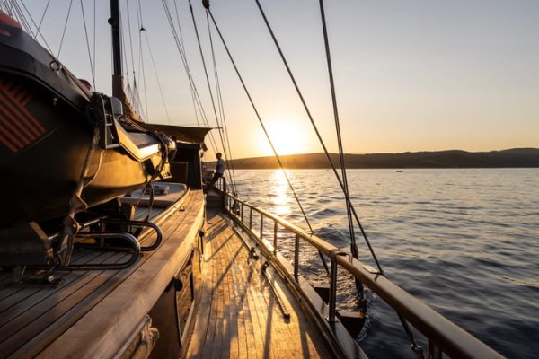 28 m Gulet · 4 Kabin · Split