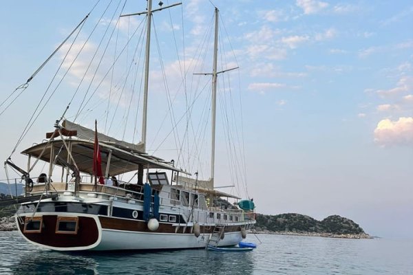 21 m Gulet · 6 Kabin · Kekova