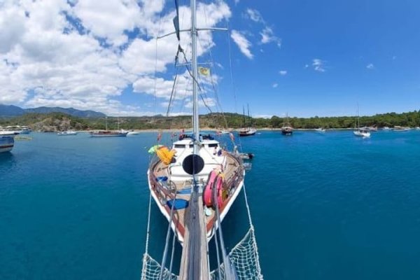 26 m Gulet · 6 Kabin · Kaş