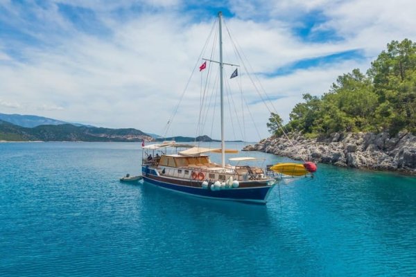 17 m Gulet · 4 Kabin · Demre