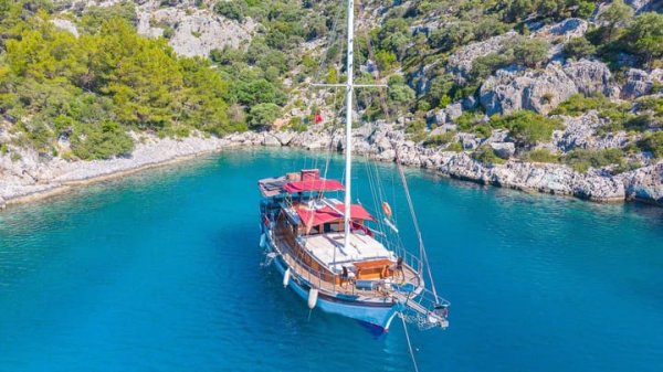 16 m Gulet · 4 Kabin · Demre