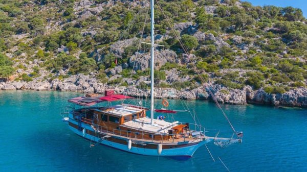 16 m Gulet · 4 Kabin · Demre
