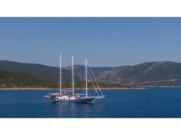 33 m Gulet · 16 Kabin · Salamina