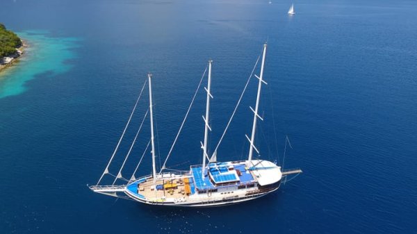 33 m Gulet · 16 Kabin · Salamina