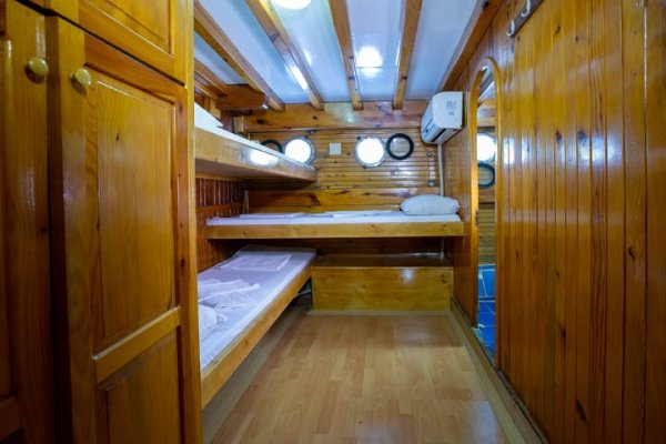 33 m Gulet · 16 Kabin · Salamina