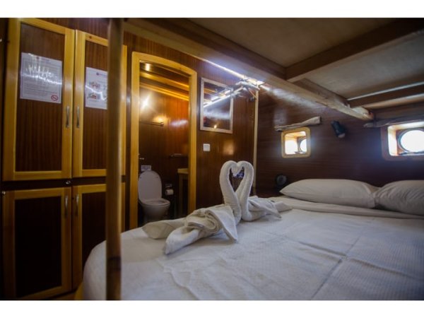 25 m Gulet · 7 Kabin · Korfu