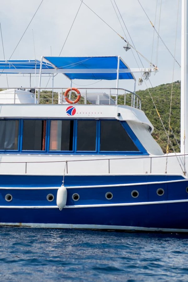 33 m Gulet · 11 Kabin · Zakynthos
