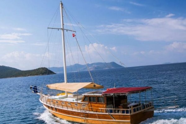 15 m Gulet · 4 Kabin · Kaş