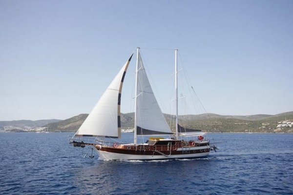 24 m Gulet · 4 Kabin · Selimiye