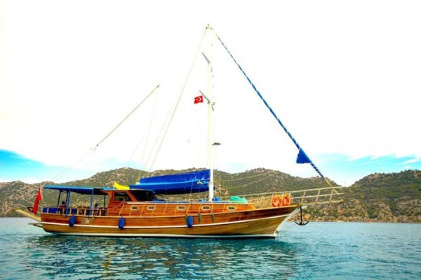16 m Gulet · 3 Kabin · Kaş