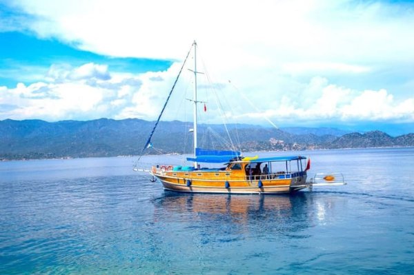 16 m Gulet · 3 Kabin · Kaş