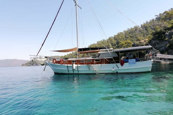 15 m Gulet · 3 Kabin · Selimiye