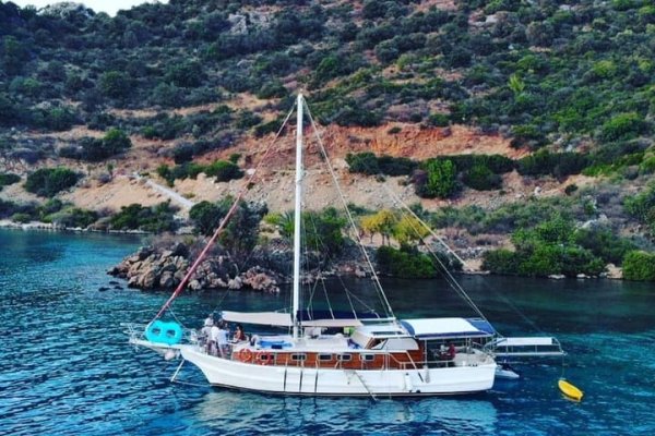 15 m Gulet · 3 Kabin · Selimiye