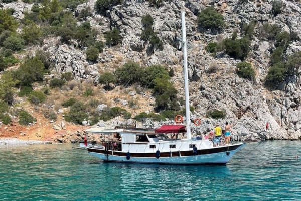 15 m Gulet · 3 Kabin · Datça