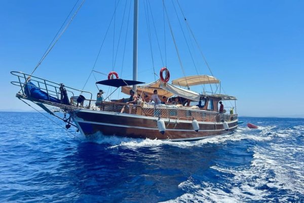 15 m Gulet · 3 Kabin · Datça