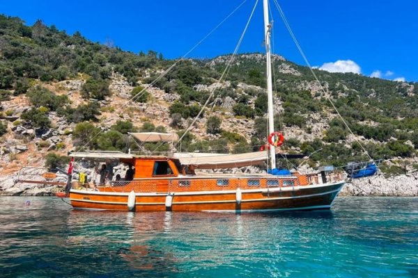 15 m Gulet · 3 Kabin · Datça