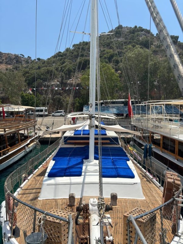 22 m Gulet · 6 Kabin · Kaş